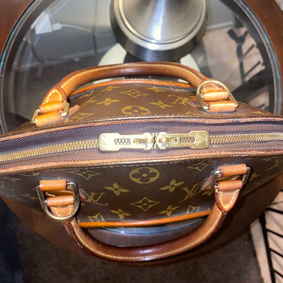 SOLD Authentic Louis Vuitton Eclipse MM Hand Bag - Picture 3 of 12
